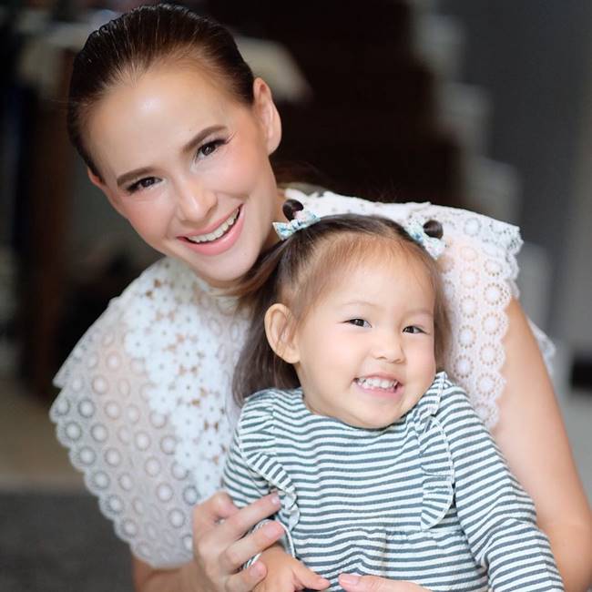 ปาร์ตี้ น้องริชา ปาร์ตี้ น้องริชา