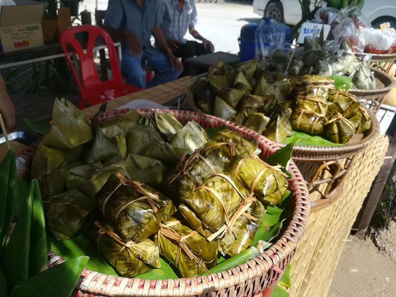 ตลาดท่าน้ำไท-ยวน น้ำอ่าง ตลาดท่าน้ำไท-ยวน น้ำอ่าง