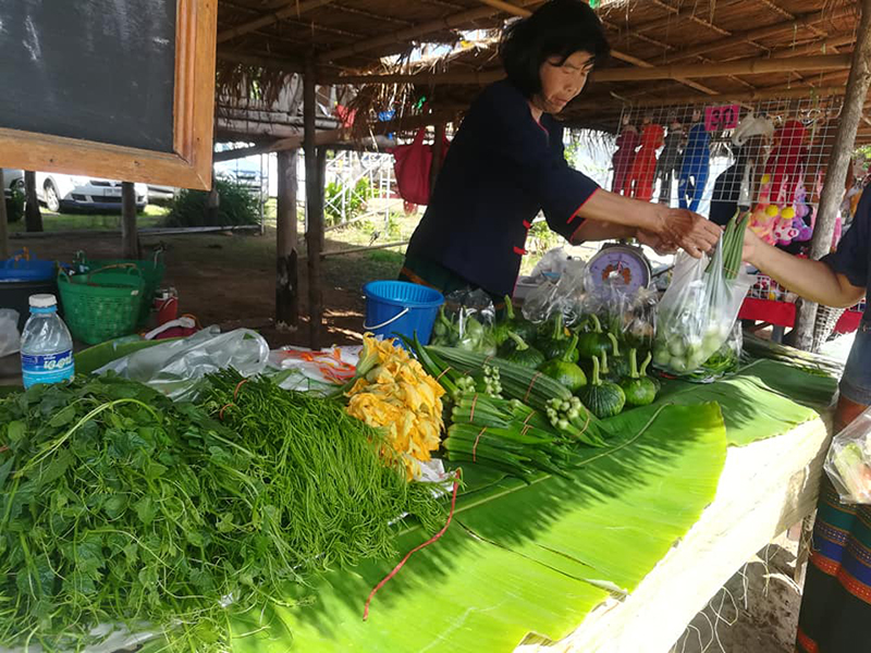 ตลาดท่าน้ำไท-ยวน น้ำอ่าง ตลาดท่าน้ำไท-ยวน น้ำอ่าง