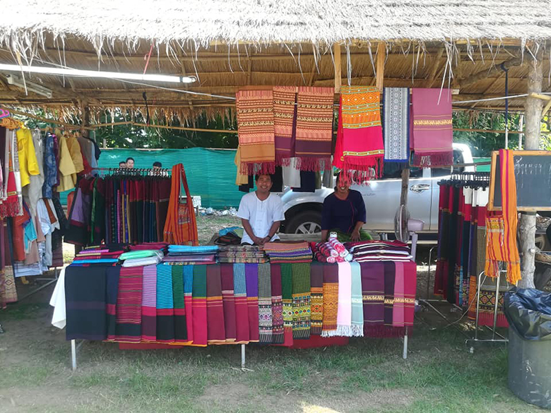 ตลาดท่าน้ำไท-ยวน น้ำอ่าง ตลาดท่าน้ำไท-ยวน น้ำอ่าง