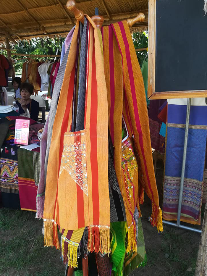 ตลาดท่าน้ำไท-ยวน น้ำอ่าง ตลาดท่าน้ำไท-ยวน น้ำอ่าง