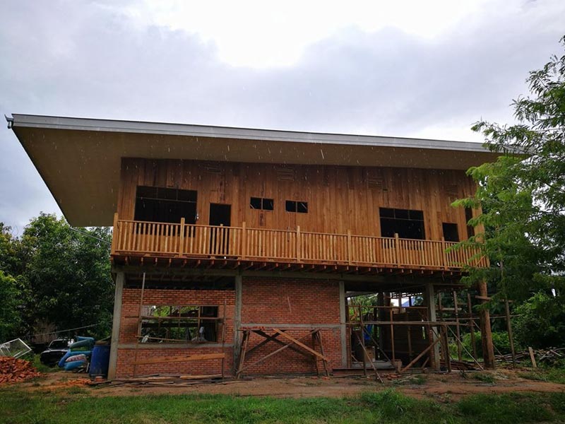 บ้านครึ่งปูนครึ่งไม้ 2 ชั้น บ้านครึ่งปูนครึ่งไม้ 2 ชั้น