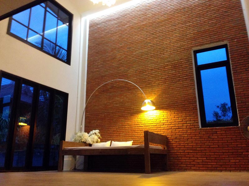 บ้านสองชั้นครึ่งปูนครึ่งไม้ บ้านสองชั้นครึ่งปูนครึ่งไม้