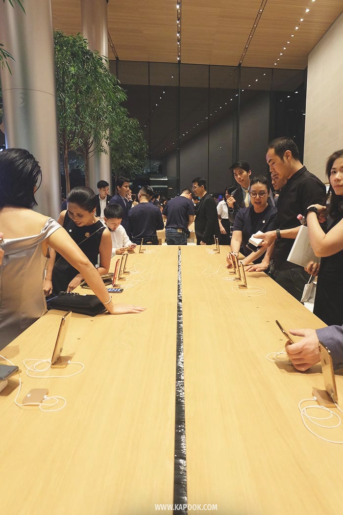 ไอคอนสยาม Apple Store ไอคอนสยาม