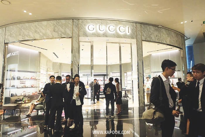 ไอคอนสยาม gucci