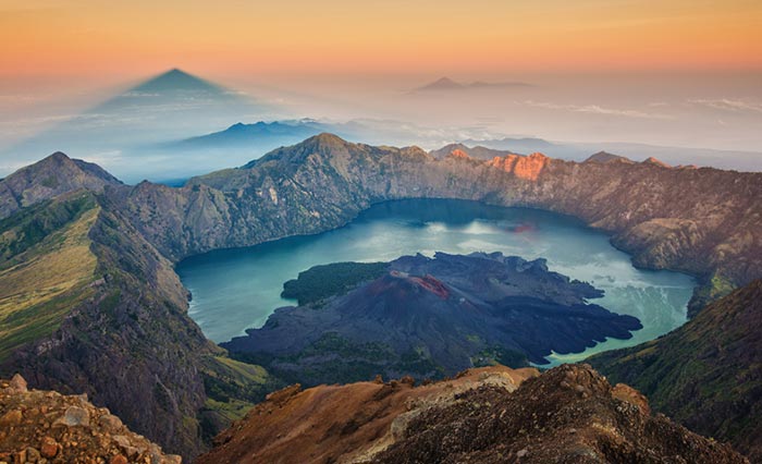 เกาะลอมบอก อินโดนีเซีย เกาะลอมบอก อินโดนีเซีย