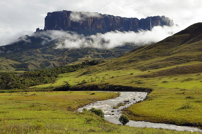 ภูเขาโรไรมา Mount Roraima ภูเขาโรไรมา Mount Roraima