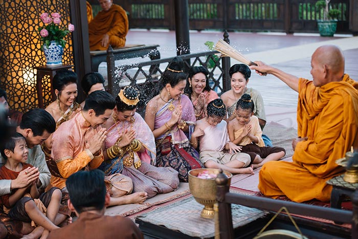 พิธีซัดน้ำ พิธีซัดน้ำ