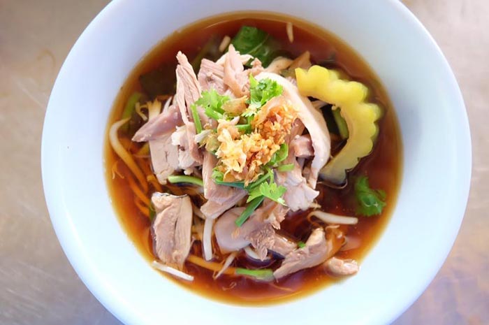 ก๋วยเตี๋ยวไก่มะระ ก๋วยเตี๋ยวไก่มะระ