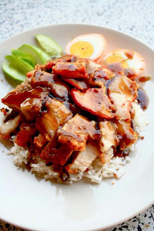 ข้าวหมูแดง หมูกรอบ เชียงใหม่ ข้าวหมูแดง หมูกรอบ เชียงใหม่