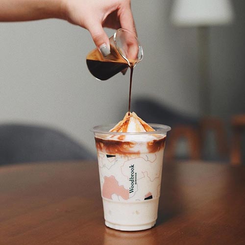 ร้านกาแฟริมน้ำ ร้านกาแฟริมน้ำ