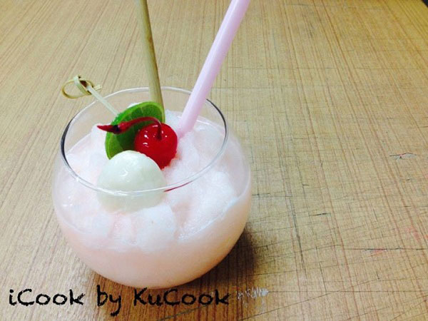 15 เมนูสมูทตี้จากผลไม้หน้าร้อน 15 เมนูสมูทตี้จากผลไม้หน้าร้อน