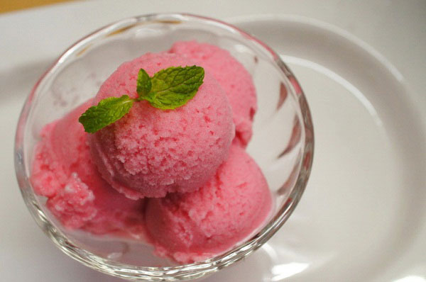 11 สูตรทำไอศกรีมจากเนื้อผลไม้ 11 สูตรทำไอศกรีมจากเนื้อผลไม้