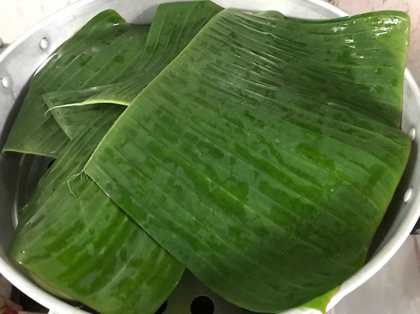 ผัดกะเพราเนื้อกุ้งล็อบสเตอร์ ผัดกะเพราเนื้อกุ้งล็อบสเตอร์