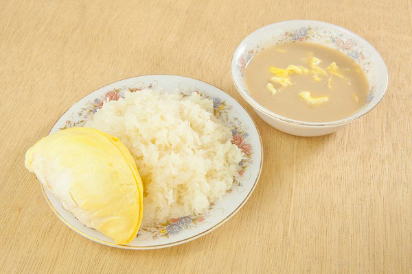 13 สูตรของหวานจากข้าวเหนียว 13 สูตรของหวานจากข้าวเหนียว