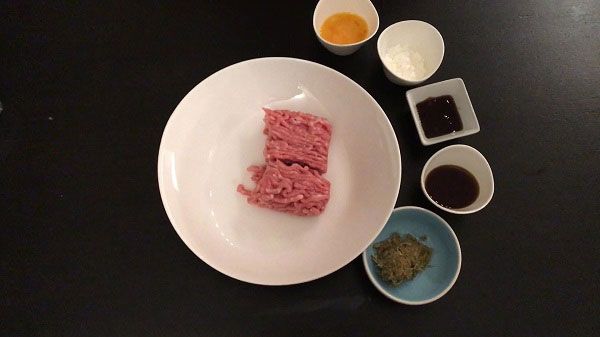 ขนมปังหน้าหมู ขนมปังหน้าหมู