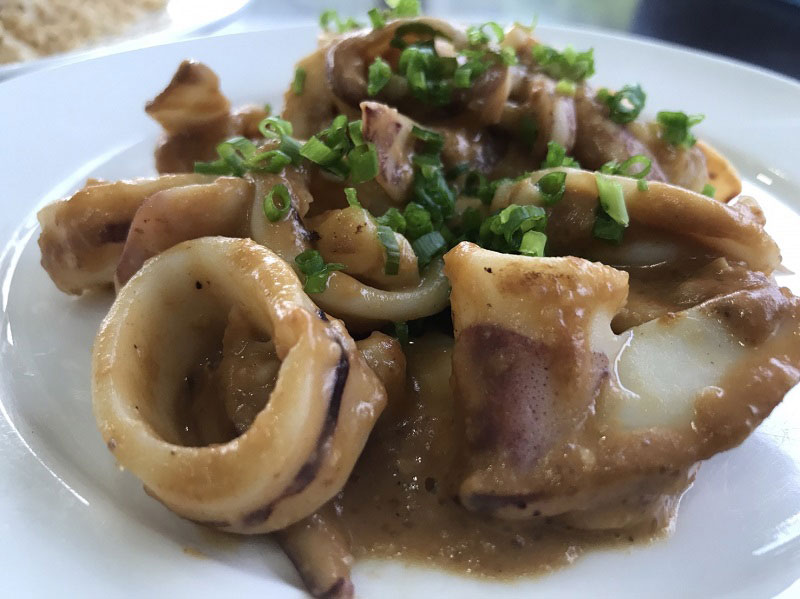 ปลาหมึกผัดไข่เค็ม ปลาหมึกผัดไข่เค็ม