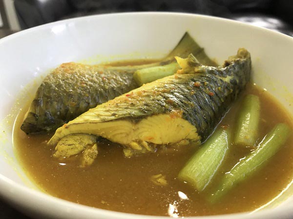 11 สูตรแกงปลา 11 สูตรแกงปลา
