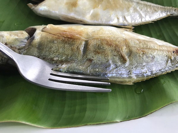 ปลาย่างใบตอง ปลาย่างใบตอง