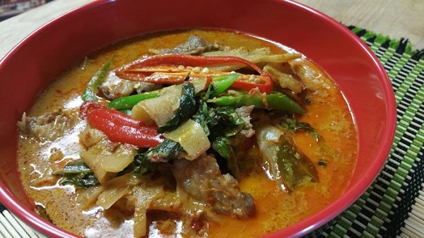 4 สูตรทำแกงหน่อไม้ดอง 4 สูตรทำแกงหน่อไม้ดอง