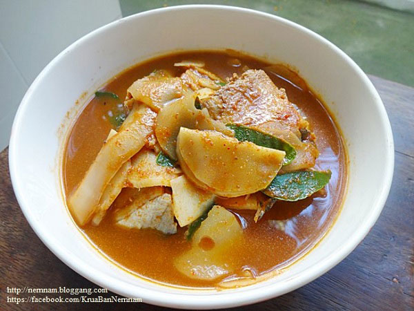 4 สูตรทำแกงหน่อไม้ดอง 4 สูตรทำแกงหน่อไม้ดอง