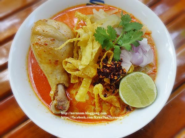 ข้าวซอย น้ำเงี้ยว ข้าวซอย น้ำเงี้ยว