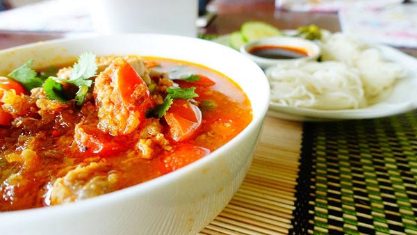 ข้าวซอย น้ำเงี้ยว ข้าวซอย น้ำเงี้ยว