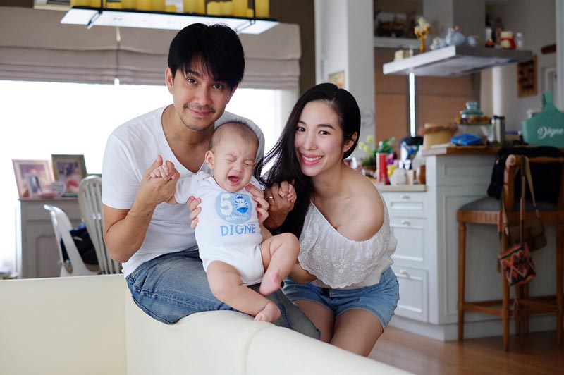 บ้านดาราพ่อลูกอ่อน บ้านดาราพ่อลูกอ่อน