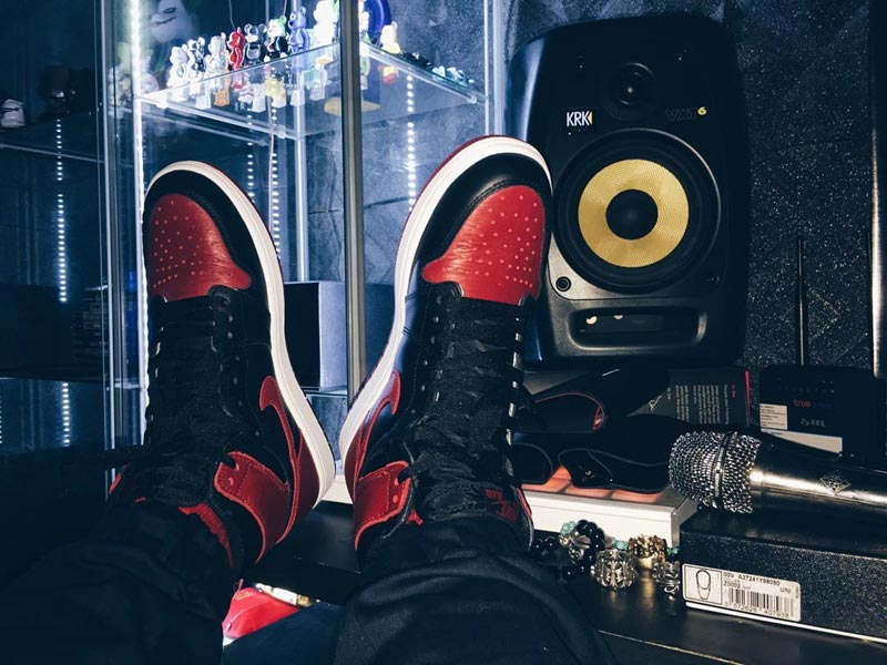 สตูดิโอ ยัวร์บอย ทีเจ สตูดิโอ ยัวร์บอย ทีเจ