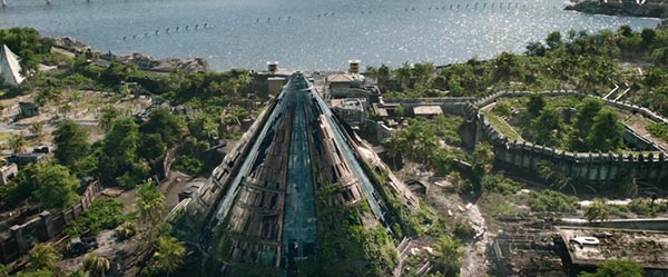 Jurassic World: Fallen Kingdom Jurassic World: Fallen Kingdom