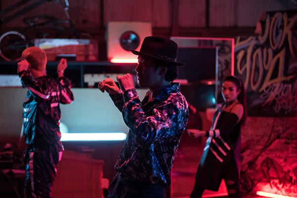 หนึ่ง อภิวัฒน์ หนึ่ง อภิวัฒน์