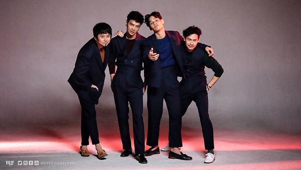 4 หนุ่ม ซีซันไฟฟ์ 4 หนุ่ม ซีซันไฟฟ์