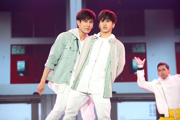 OISHI Green Tea presents SOTUS THE MEMORIES LIVE ON STAGE OISHI Green Tea presents SOTUS THE MEMORIES LIVE ON STAGE