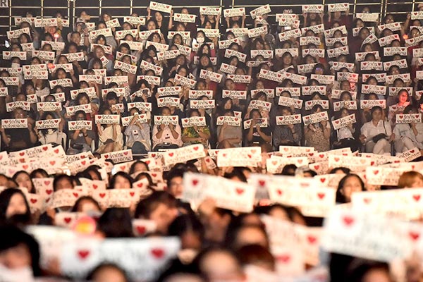 KHUNVITATION in BANGKOK KHUNVITATION in BANGKOK