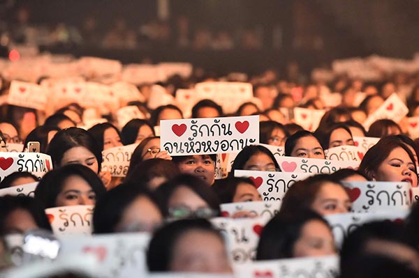 KHUNVITATION in BANGKOK KHUNVITATION in BANGKOK