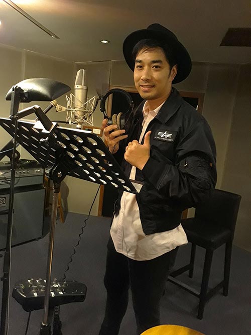 เจมส์ เรืองศักดิ์ เจมส์ เรืองศักดิ์