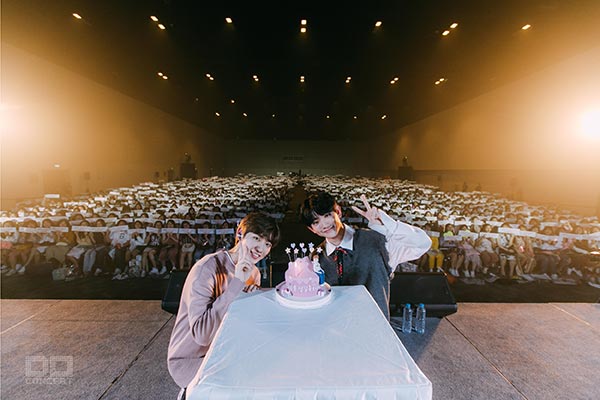 ฮยองซอบ x อึยอุง ฮยองซอบ x อึยอุง