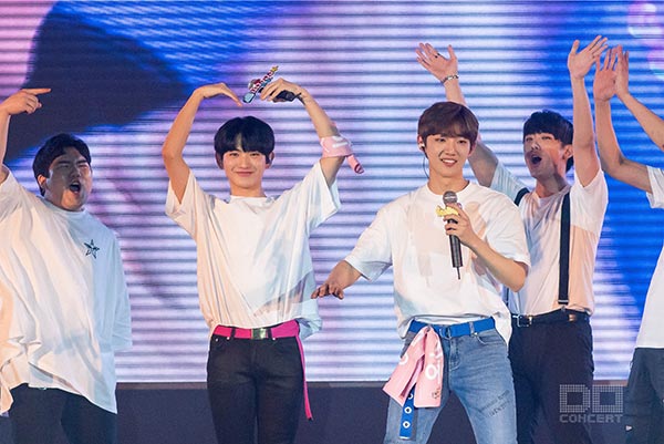 ฮยองซอบ x อึยอุง ฮยองซอบ x อึยอุง