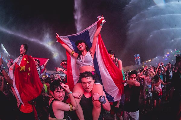 Pepsi presents S2O Songkran Music Festival 2018 Pepsi presents S2O Songkran Music Festival 2018