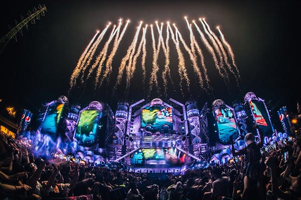 Pepsi presents S2O Songkran Music Festival 2018 Pepsi presents S2O Songkran Music Festival 2018