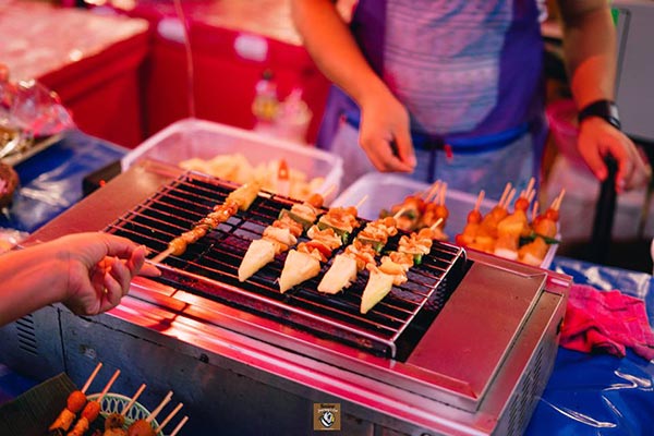 ตลาดนัดไดโนเสาร์ ตลาดนัดไดโนเสาร์