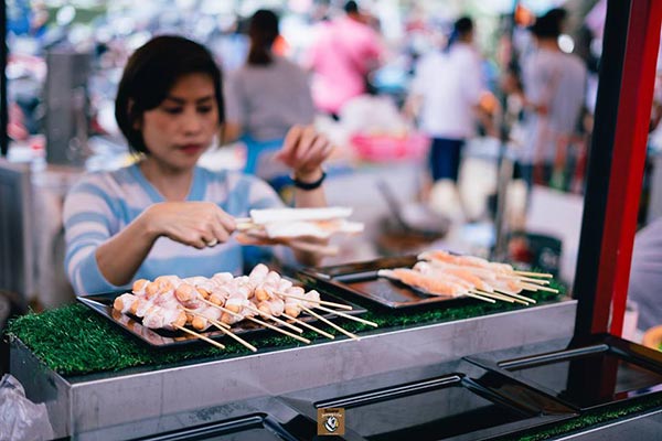 ตลาดนัดไดโนเสาร์ ตลาดนัดไดโนเสาร์
