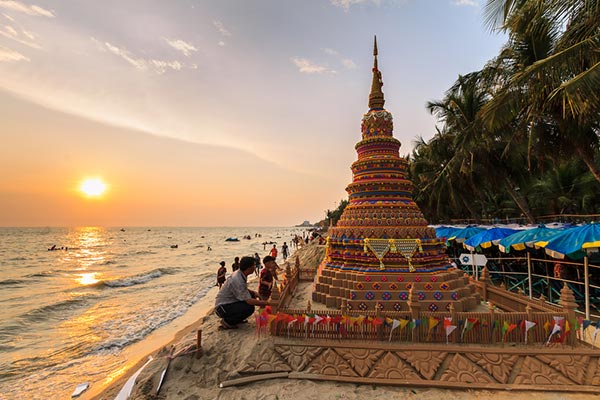 วันไหลบางแสน 2561 วันไหลบางแสน 2561