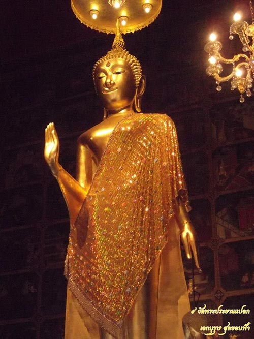 พระประธานแปลก พระประธานแปลก