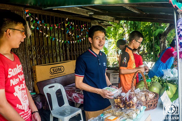 ตลาดถนนเพลินเพลง ตลาดถนนเพลินเพลง