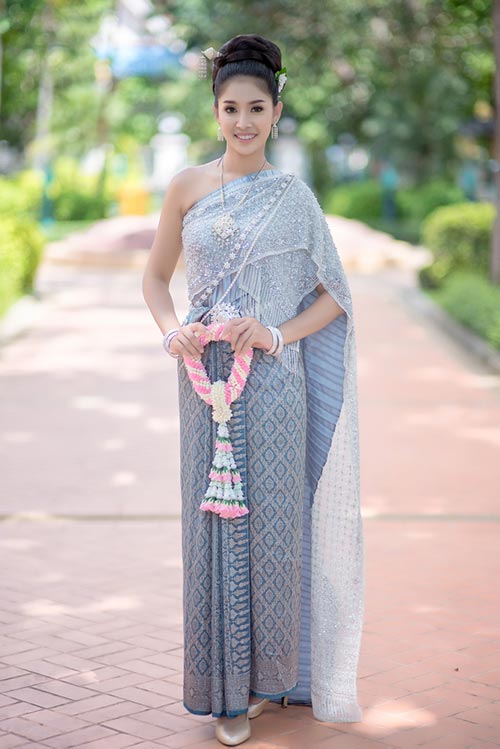ชุดไทยแต่งงาน ชุดไทยแต่งงาน