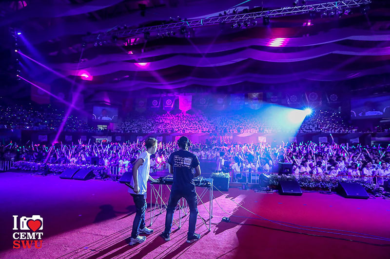 รับน้อง มศว. รับน้อง มศว.