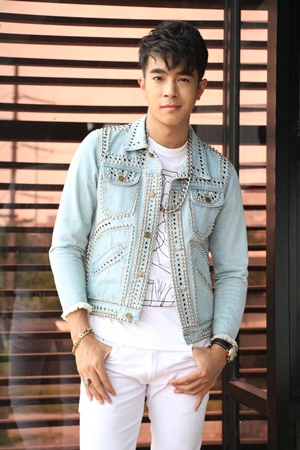 มนตราลายหงส์ มนตราลายหงส์