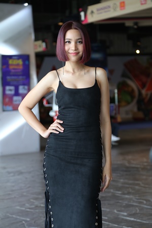 เรื่อง ลับ หลัง เรื่อง ลับ หลัง