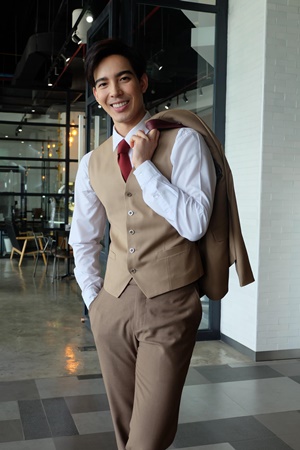เรื่อง ลับ หลัง เรื่อง ลับ หลัง